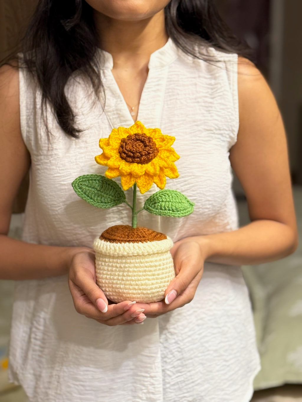 Large Sunflower Pot