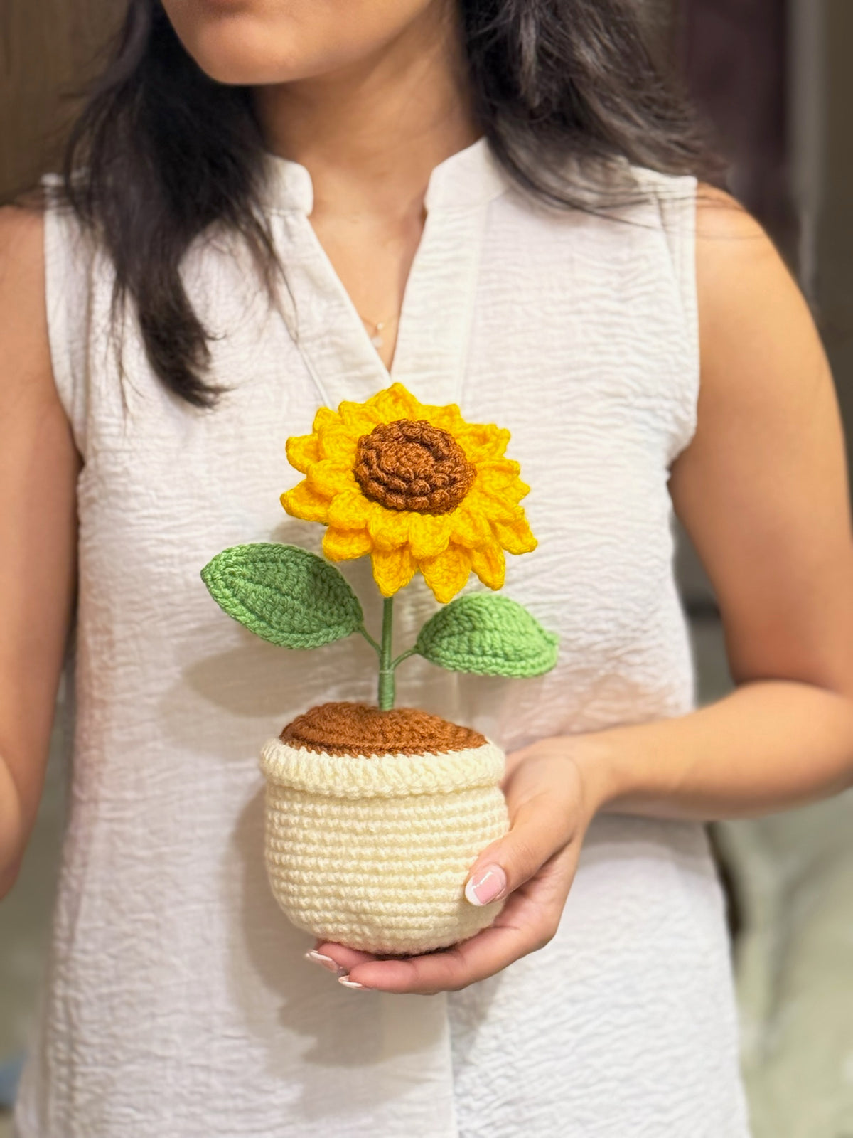Large Sunflower Pot
